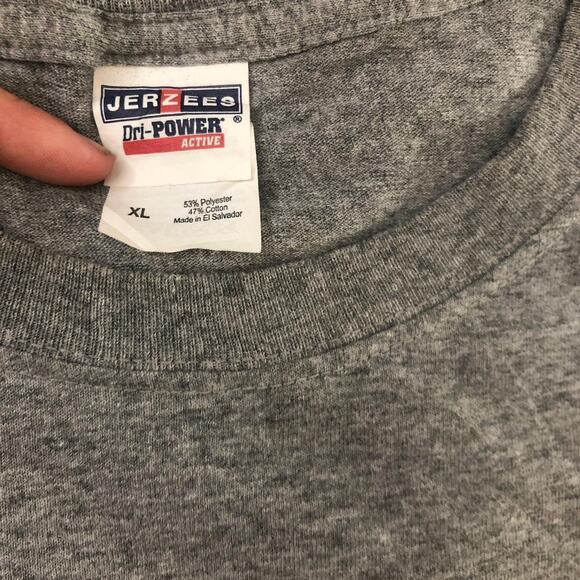 Mens Grey Livonia Parks and Rec Basketball Graphic Tee - Picture 4 of 4